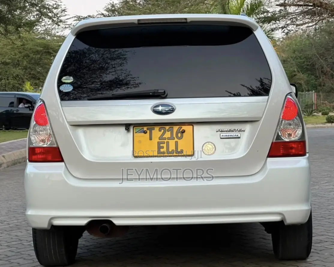 Subaru Forester 2006 White