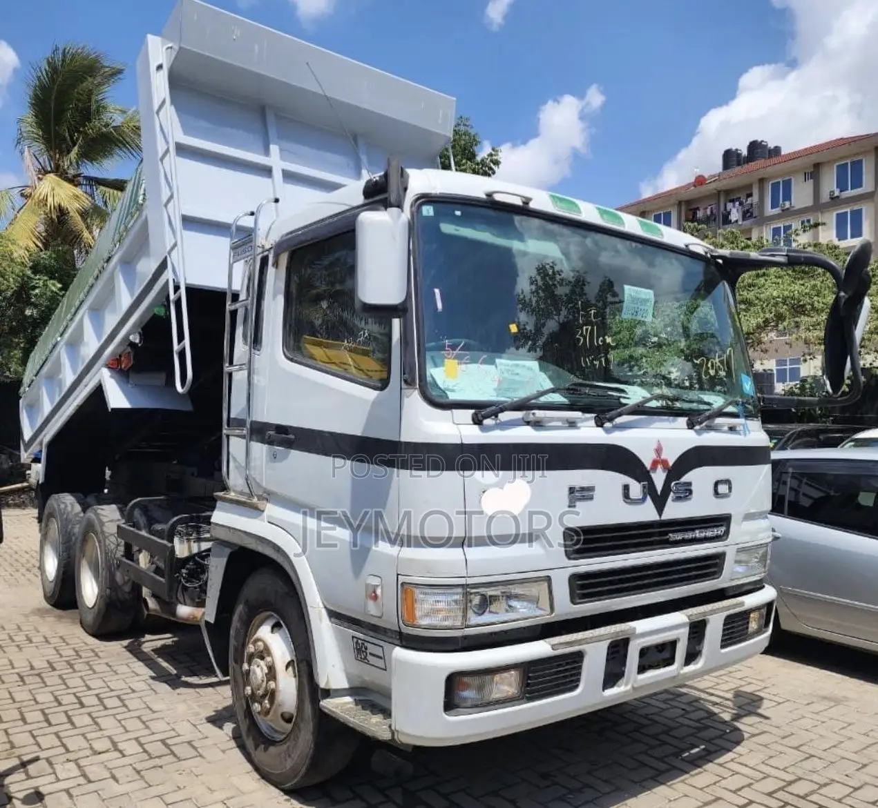Mitusbish Fuso