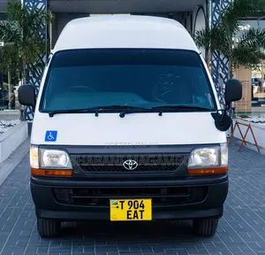 Toyota HiAce 2000 White