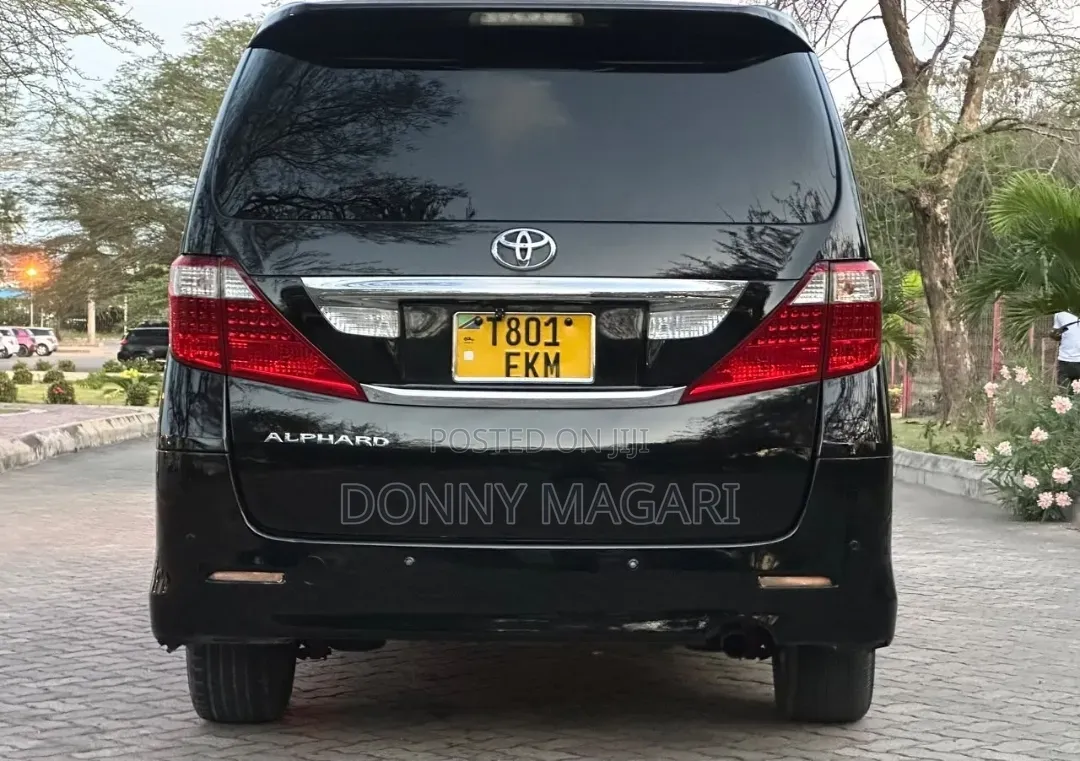 Toyota Alphard 2010 Black