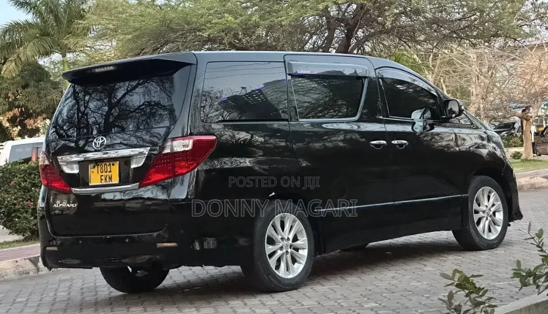 Toyota Alphard 2010 Black