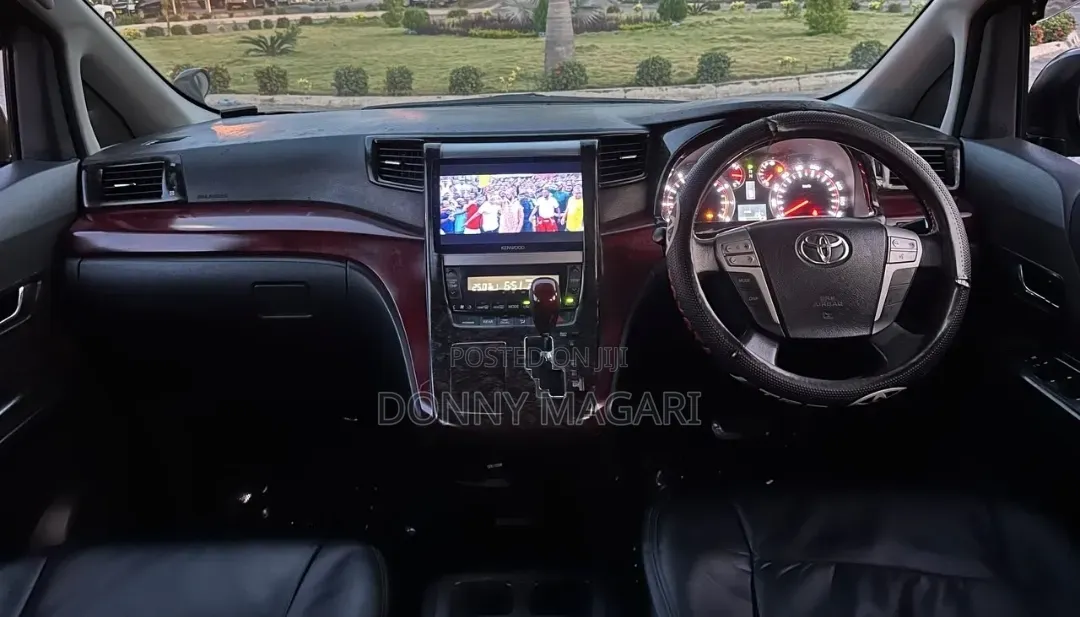 Toyota Alphard 2010 Black
