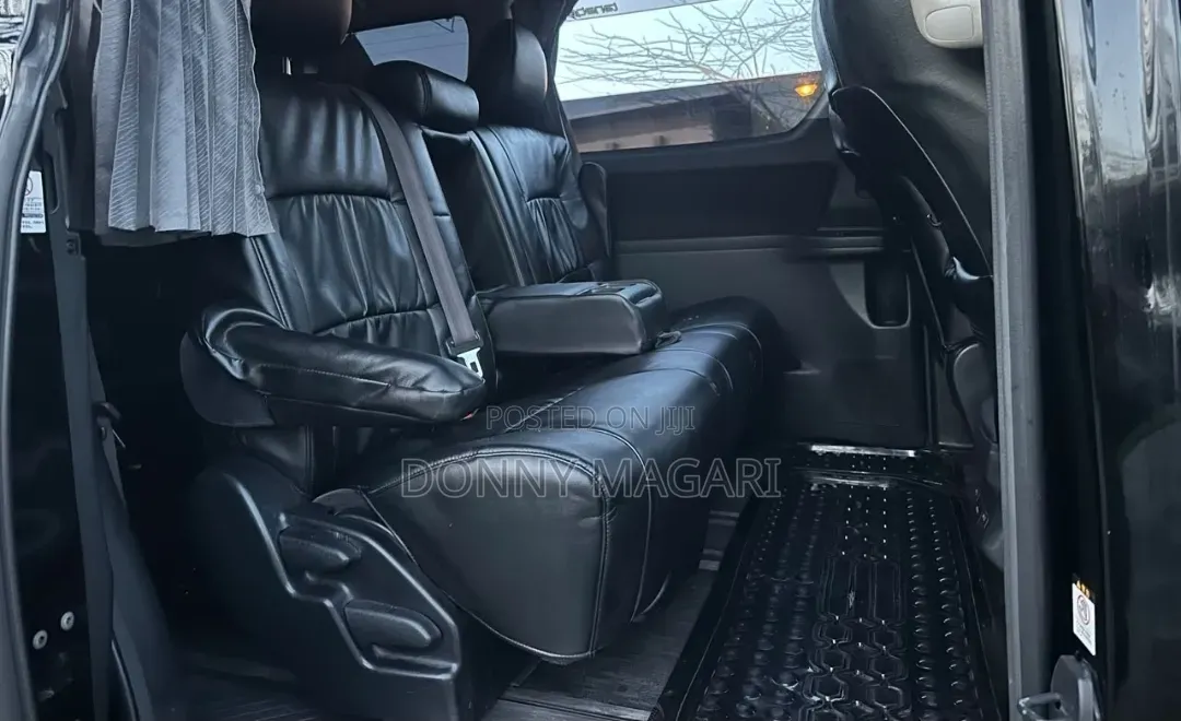 Toyota Alphard 2010 Black