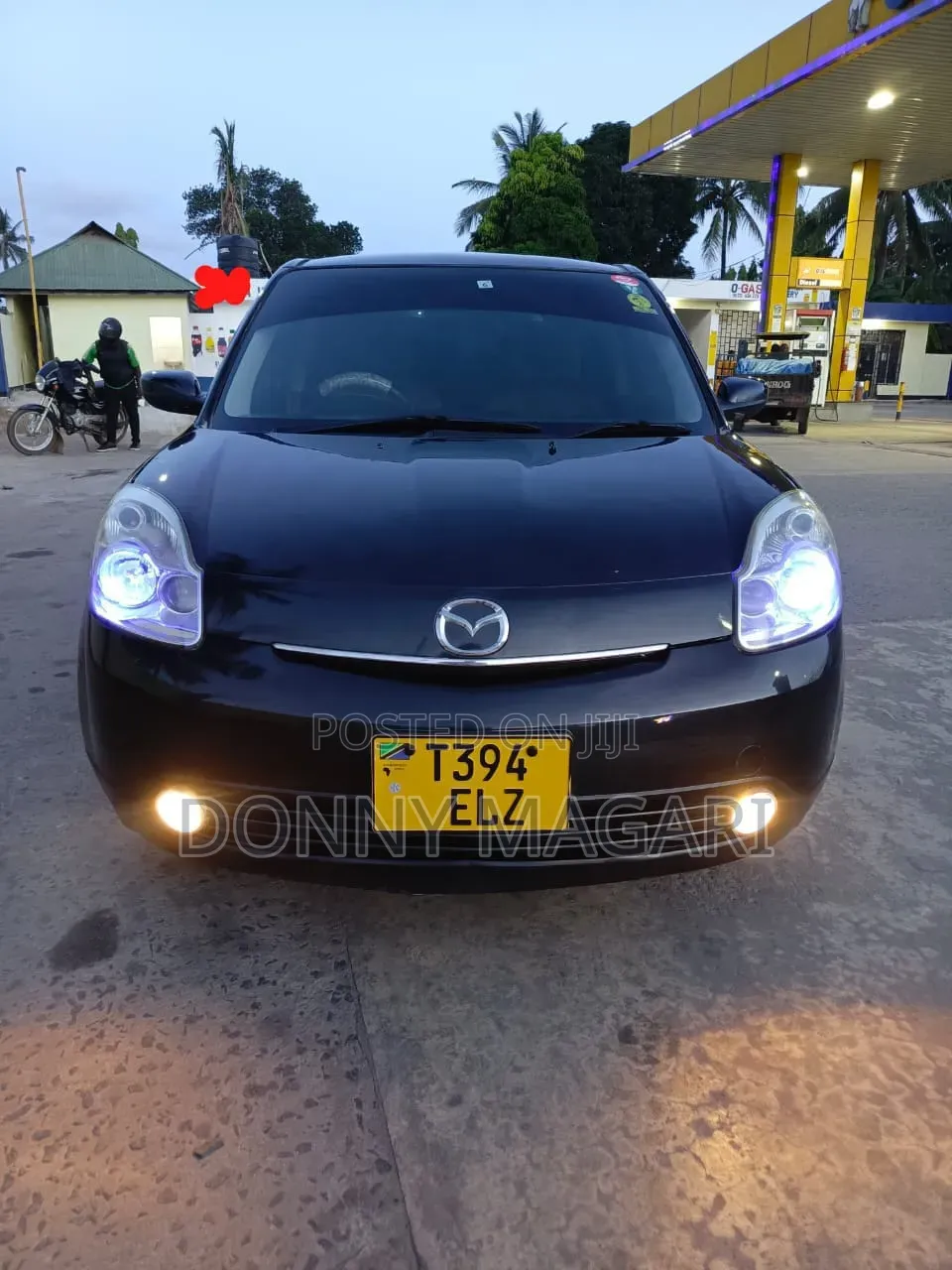 Mazda Verisa 2008 Maroon