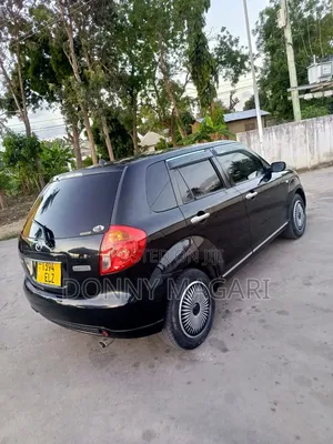 Mazda Verisa 2008 Maroon