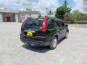 Nissan X-Trail 2011 Black