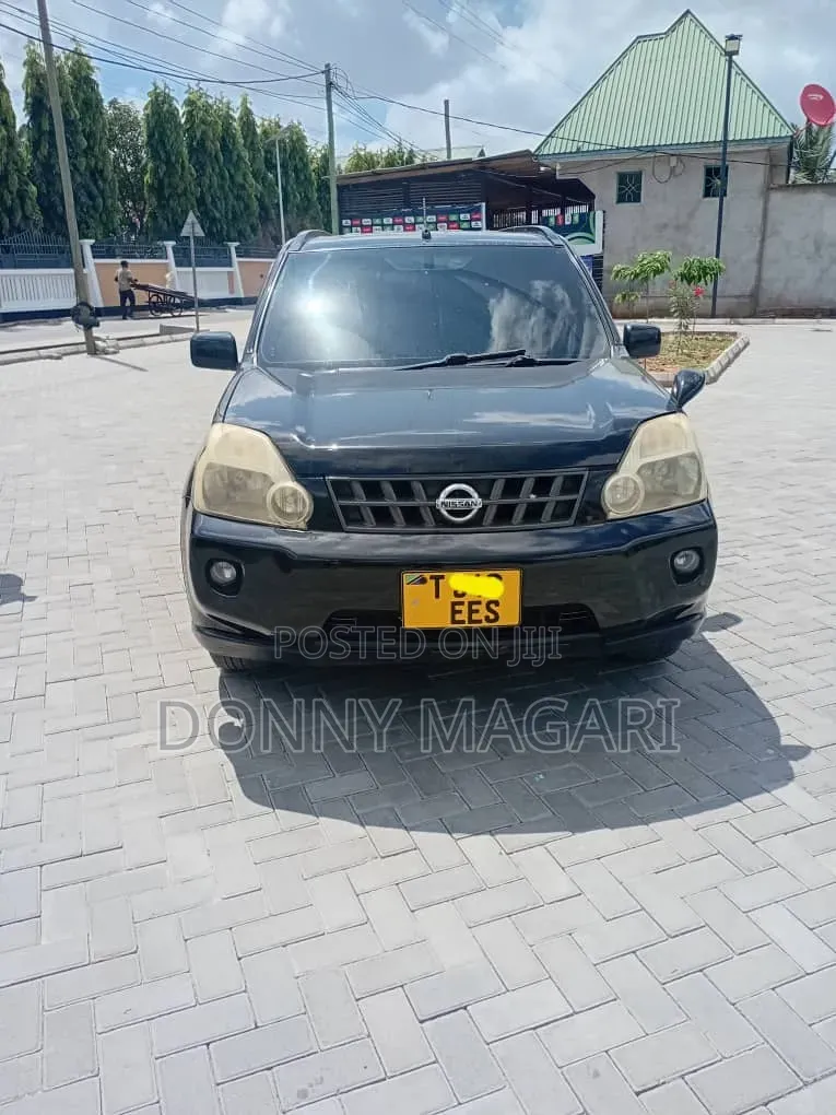 Nissan X-Trail 2011 Black