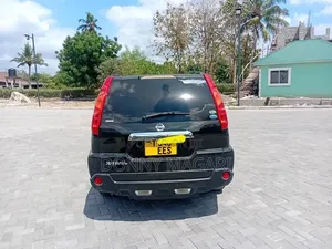Nissan X-Trail 2011 Black