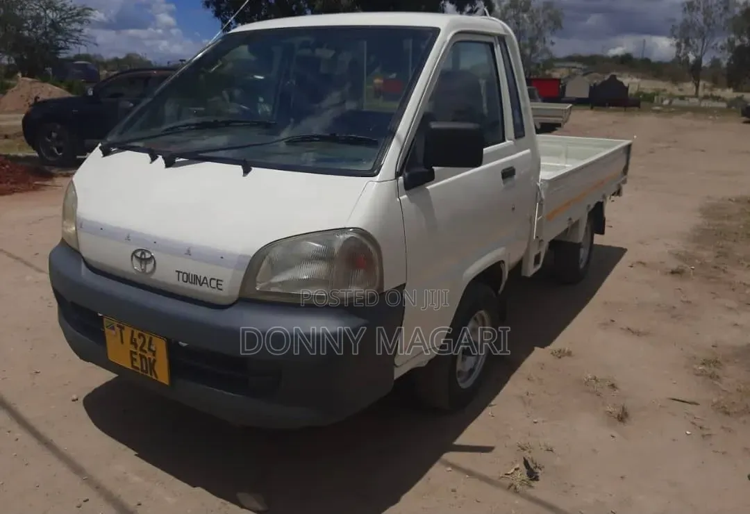 Toyota TownAce 2000 White