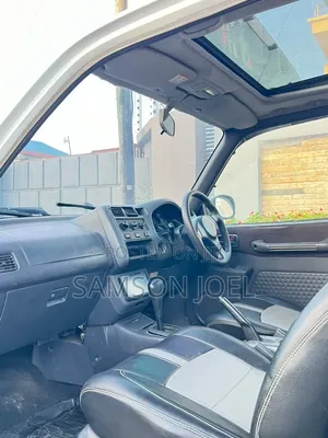 Toyota RAV4 1999 White