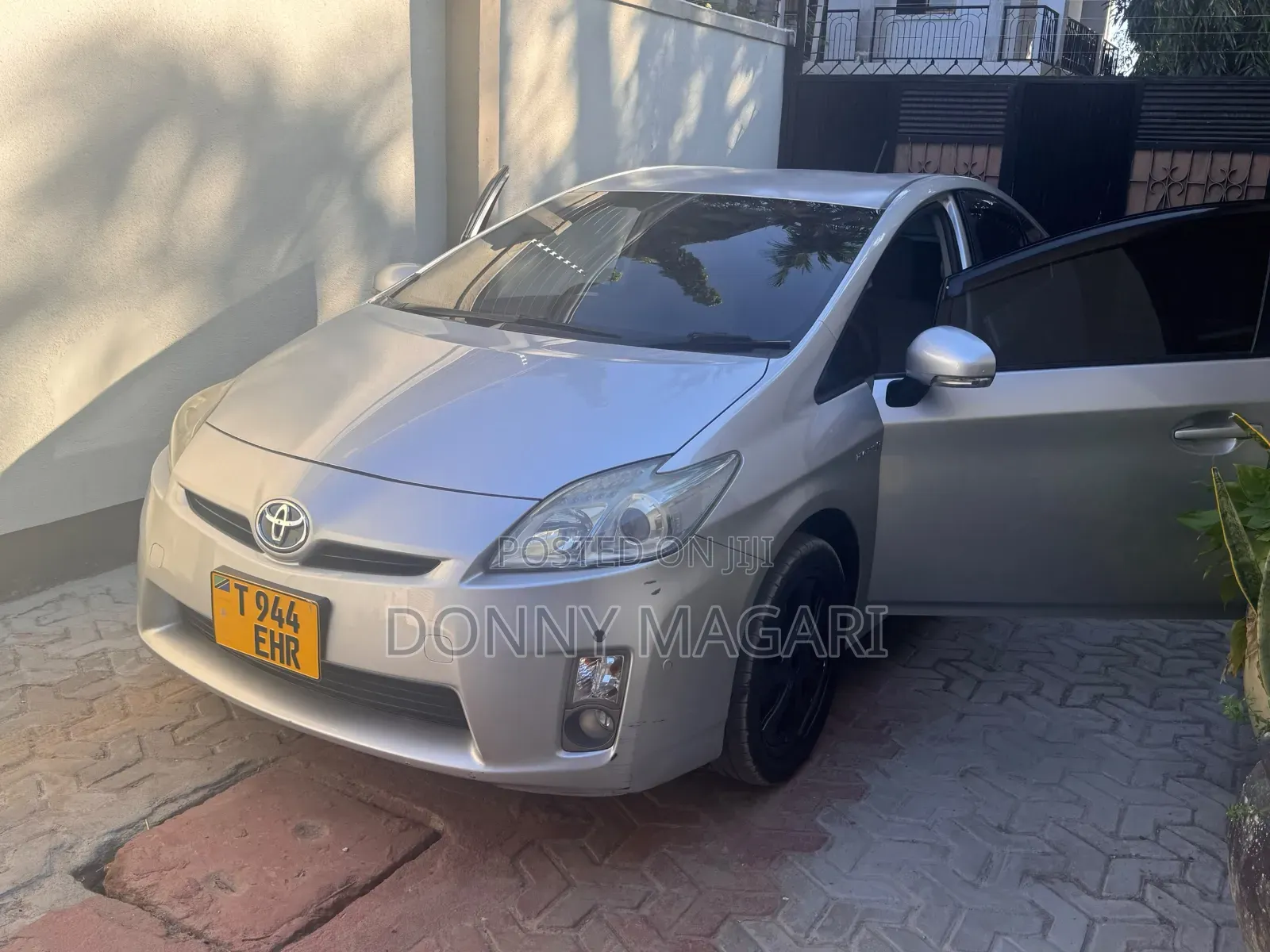 Toyota Prius 2010 Silver