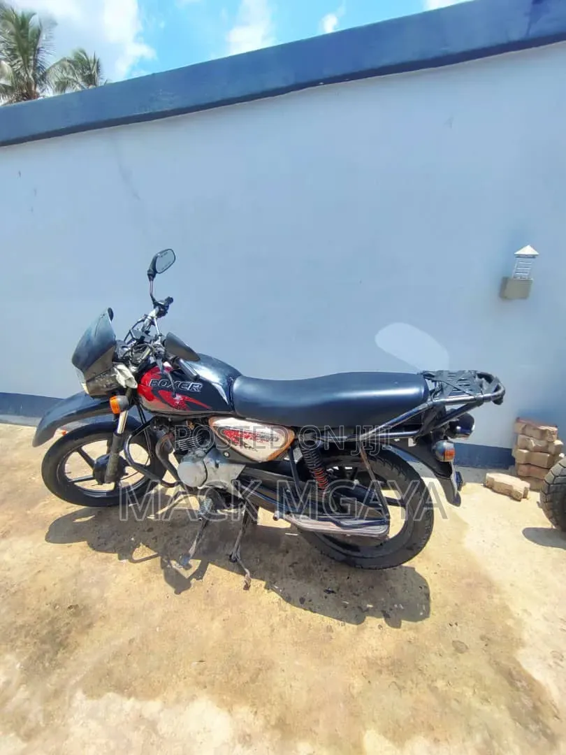 Bajaj Boxer 2020 Black