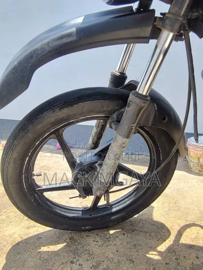 Bajaj Boxer 2020 Black