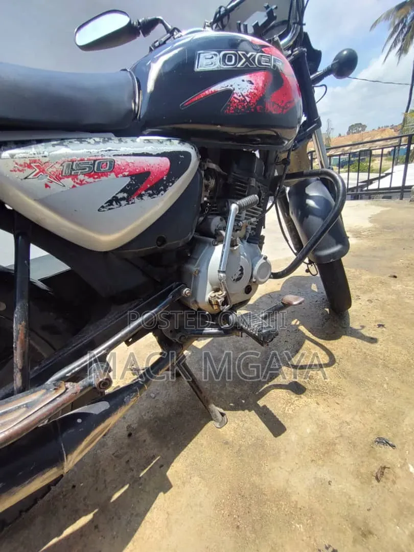 Bajaj Boxer 2020 Black