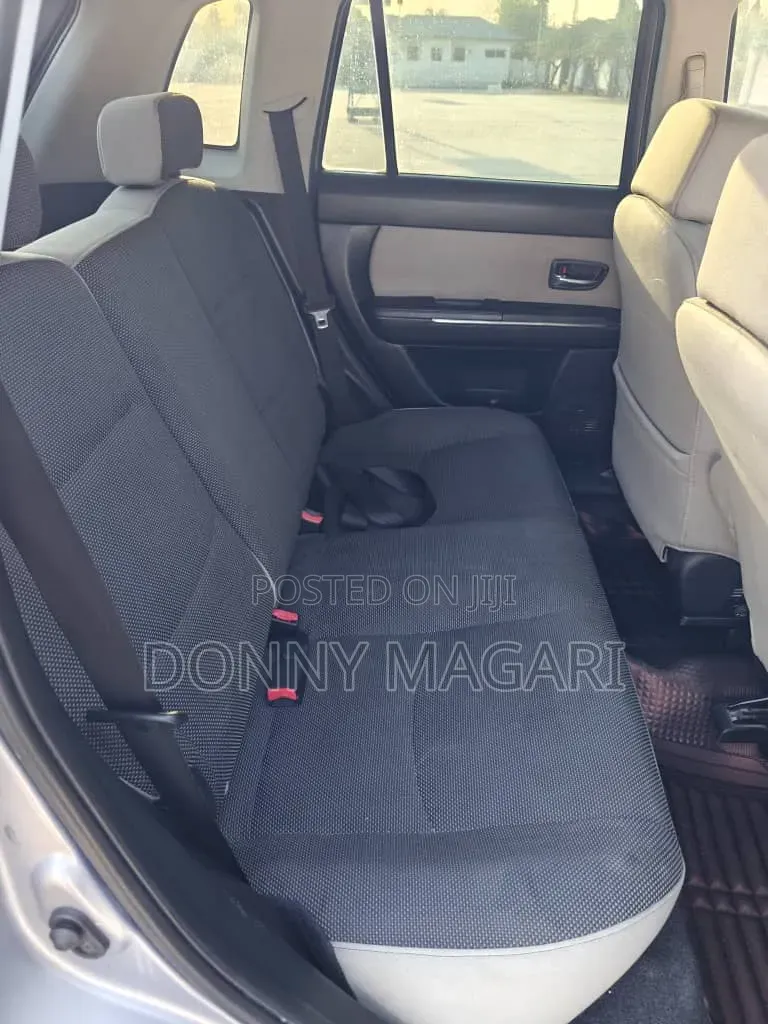 Mazda Verisa 2008 Silver