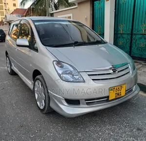 Toyota Corolla Spacio 2005 Silver
