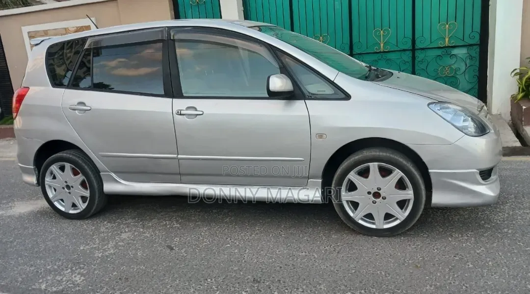 Toyota Corolla Spacio 2005 Silver