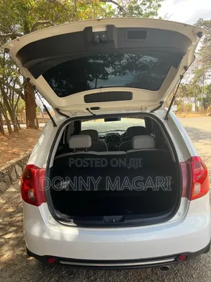 Mazda Verisa 2005 White