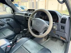 Toyota Land Cruiser Prado 2006 Silver