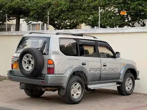 Toyota Land Cruiser Prado 2006 Silver