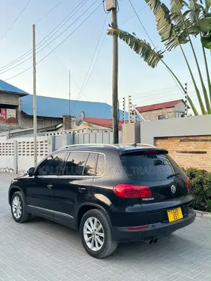 Volkswagen Tiguan 2014 Black