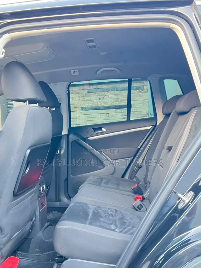 Volkswagen Tiguan 2014 Black