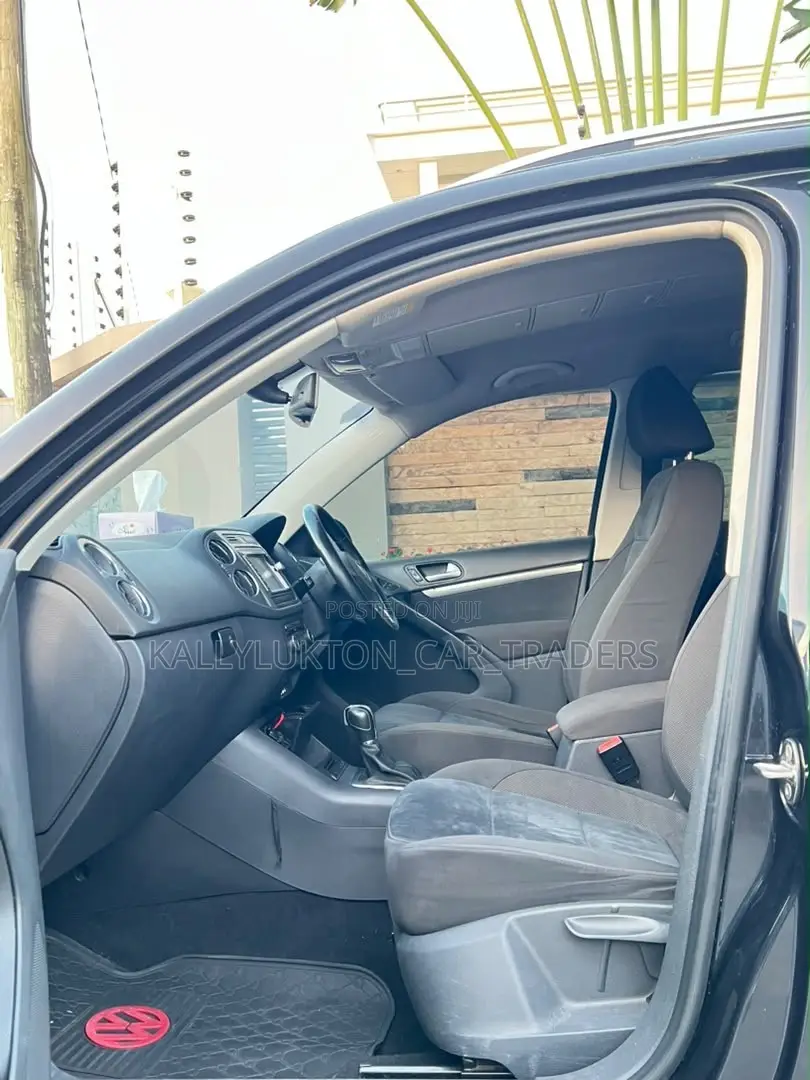 Volkswagen Tiguan 2014 Black