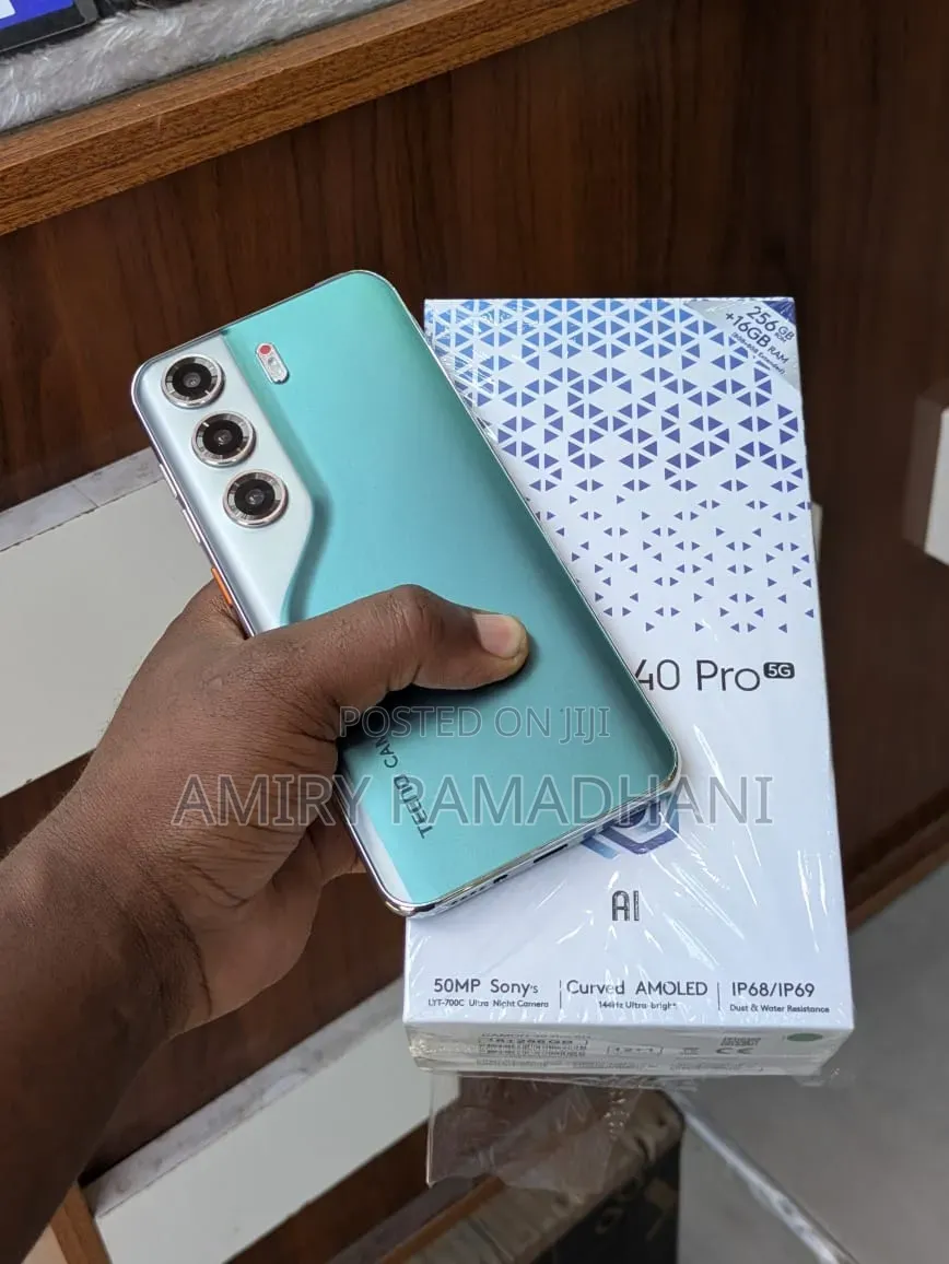 New Tecno Camon 40 256 GB Green