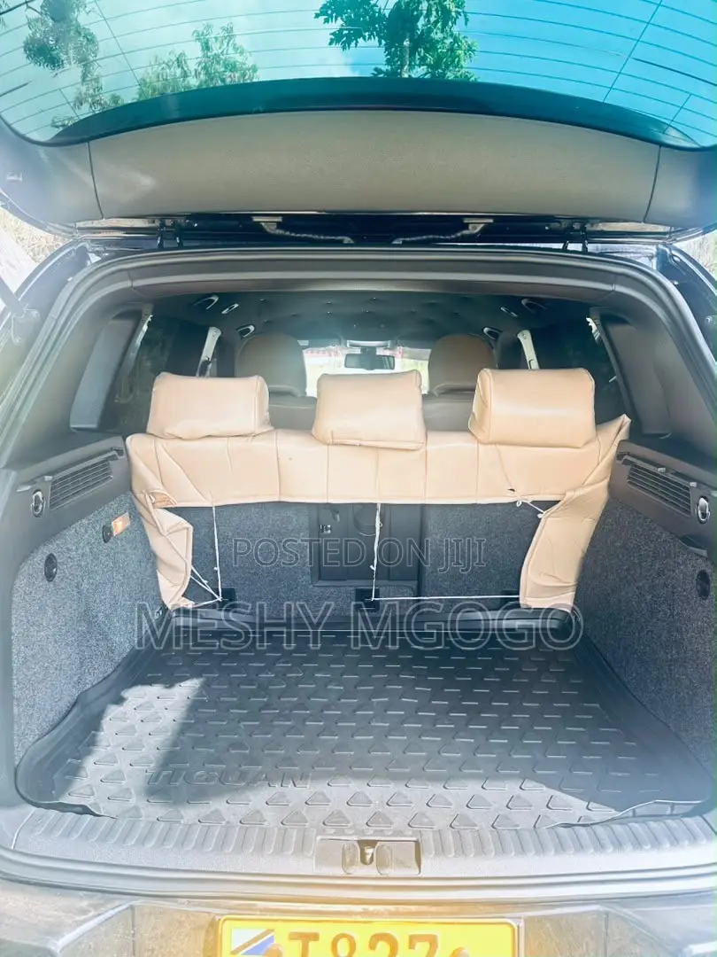 Volkswagen Tiguan 2013 Black