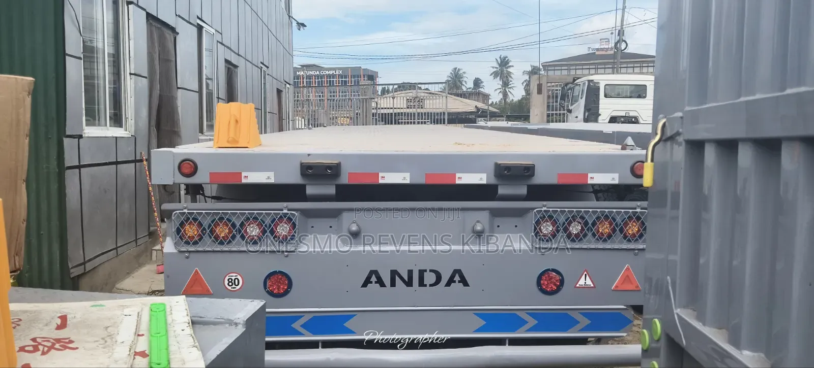 Selling Chinese Trucks and Trailer