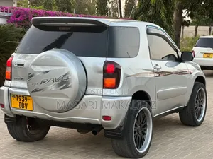 Toyota RAV4 1.8 2007 Silver