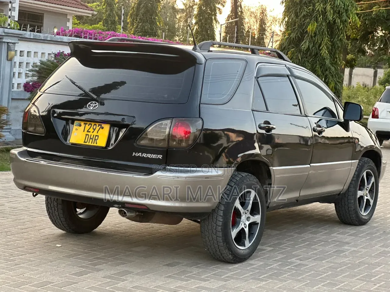Toyota Harrier 2.2 16V 2003 Black