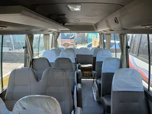 Toyota Coaster 2003 Yellow