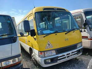 Toyota Coaster 2003 Yellow