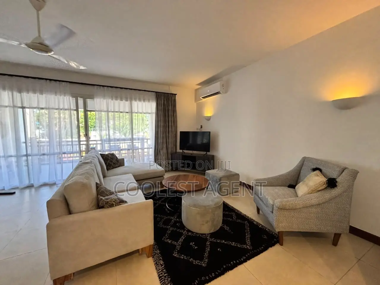 Furnished 4bdrm Villa in Coolest Estate, Oyster Bay for rent