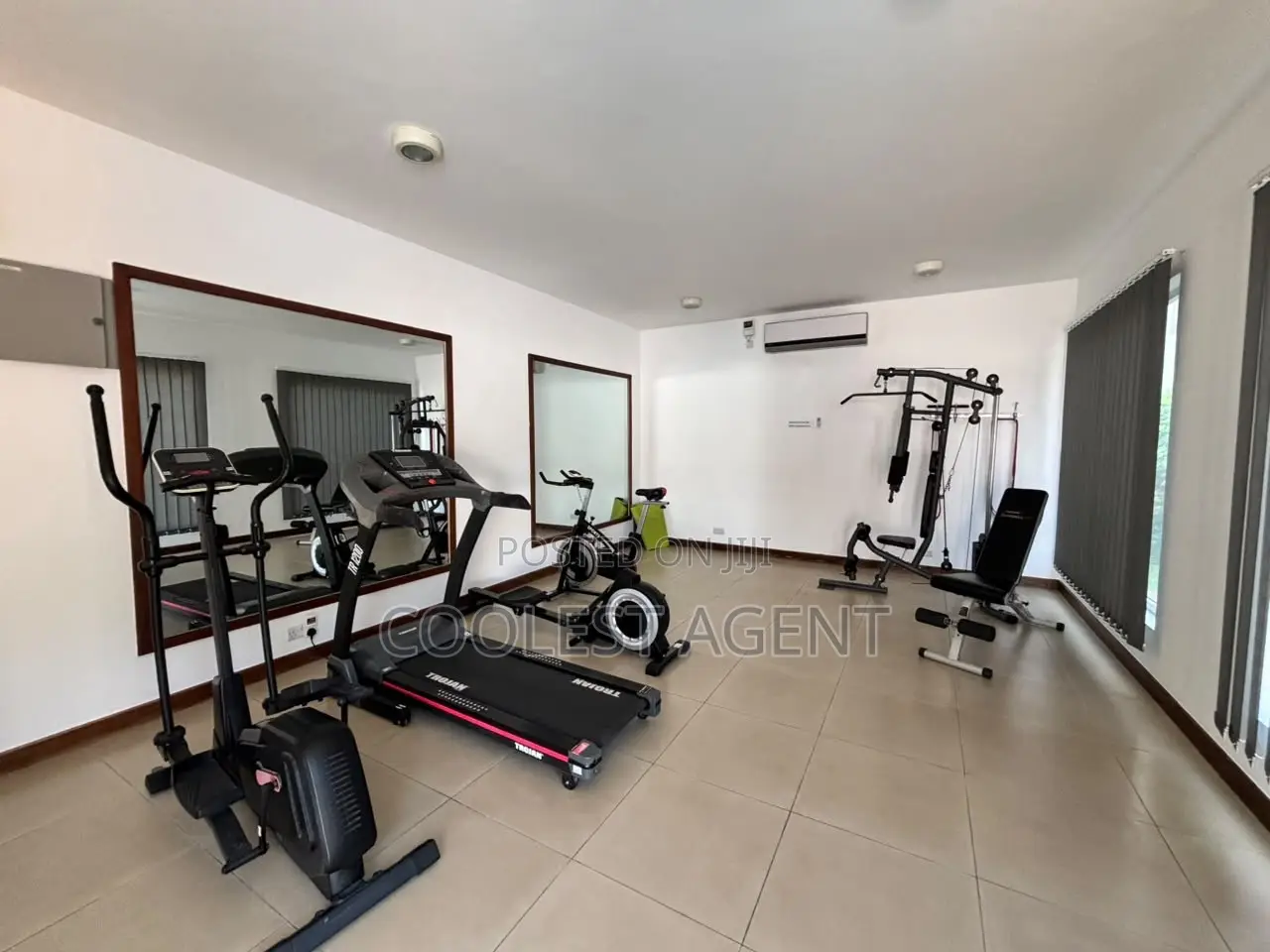 Furnished 4bdrm Villa in Coolest Estate, Oyster Bay for rent