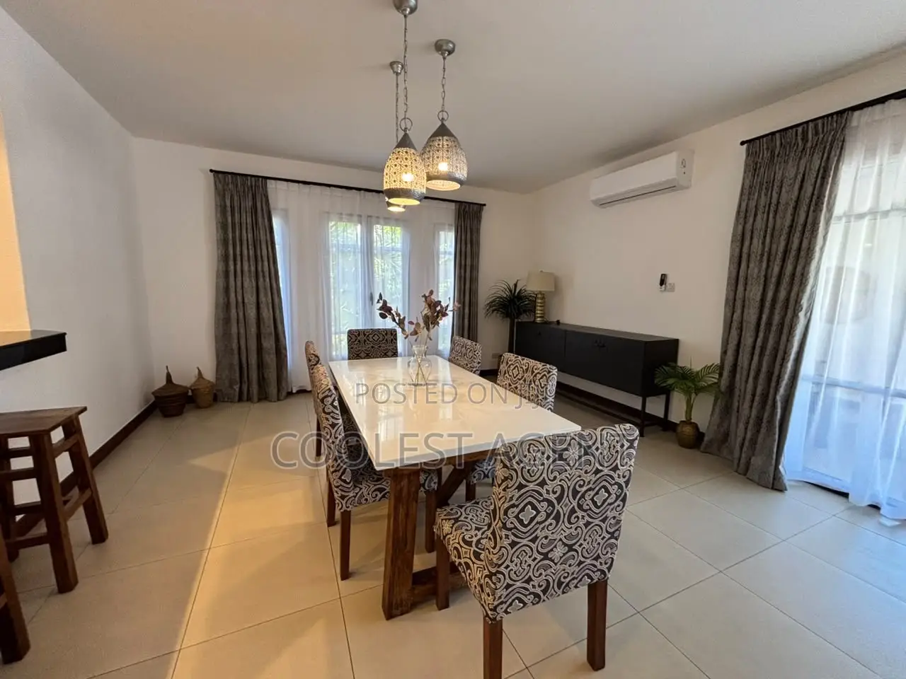 Furnished 4bdrm Villa in Coolest Estate, Oyster Bay for rent