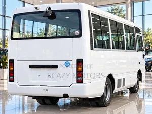 Nissan Civilian 2003 White