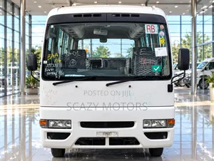 Nissan Civilian 2003 White
