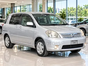 Toyota Raum 2007 Silver