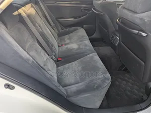 Toyota Crown Royale 2005 White