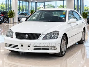 Toyota Crown Royale 2005 White