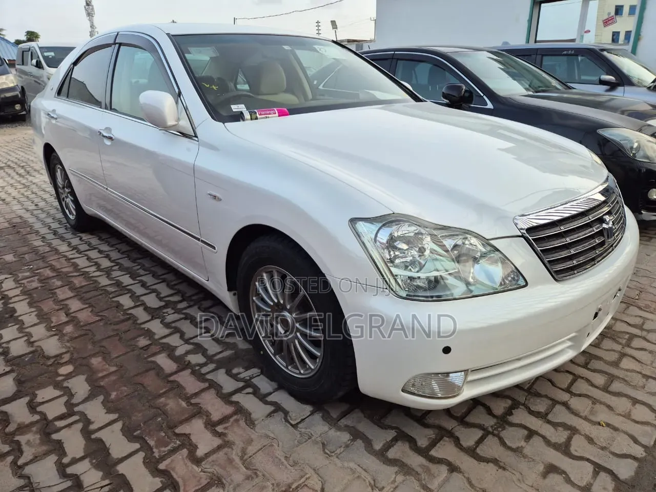 Toyota Crown Royale 2005 White