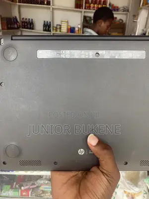 Laptop HP 250 G4 8GB Intel Core i5 SSHD (Hybrid) 256GB