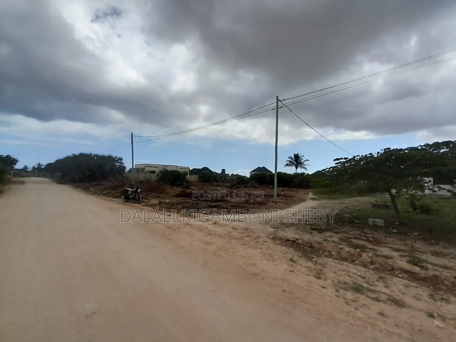Kiwanja Kinauzwa Kigamboni Geza Block 18