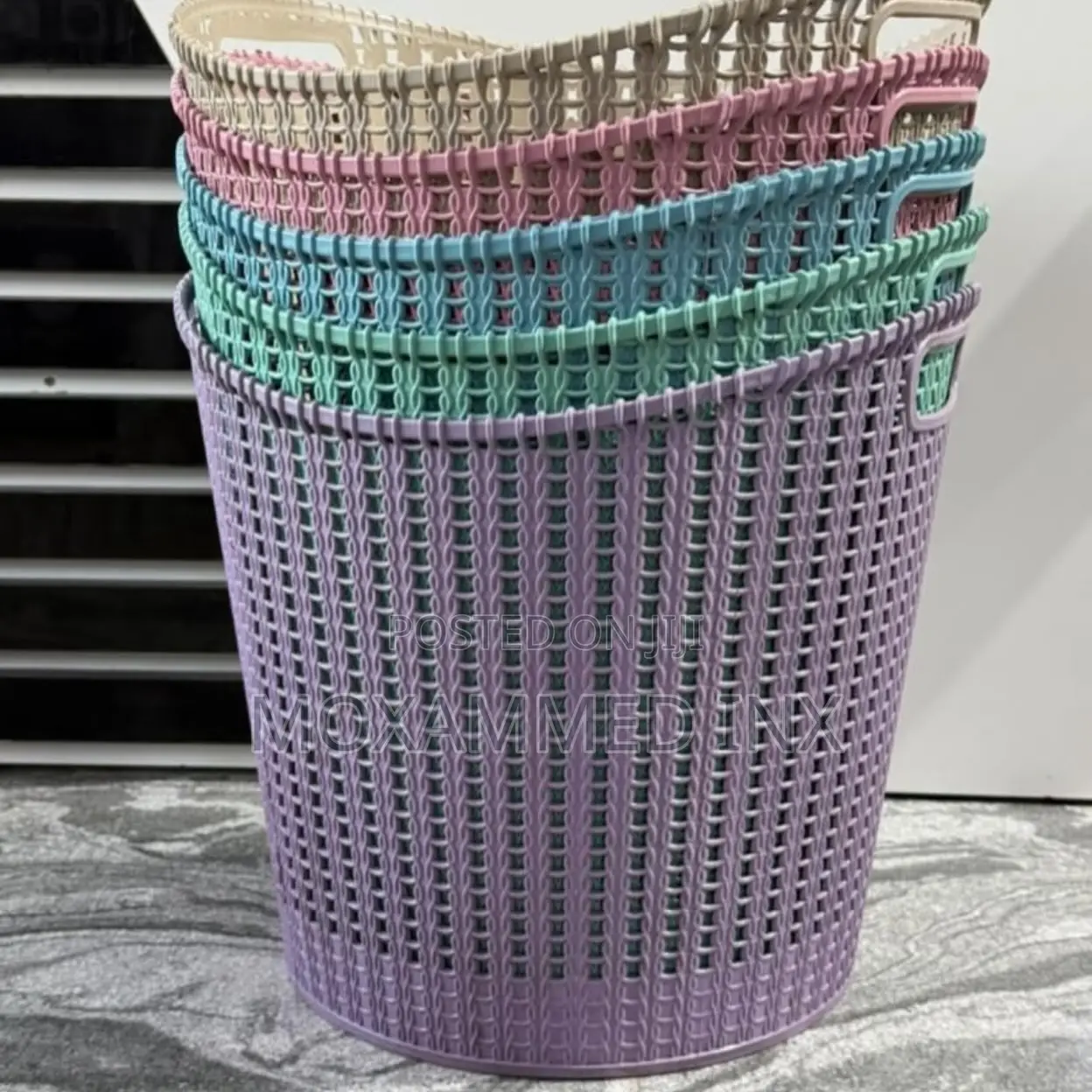 Woven-Pattern Plastic Laundry Baskets