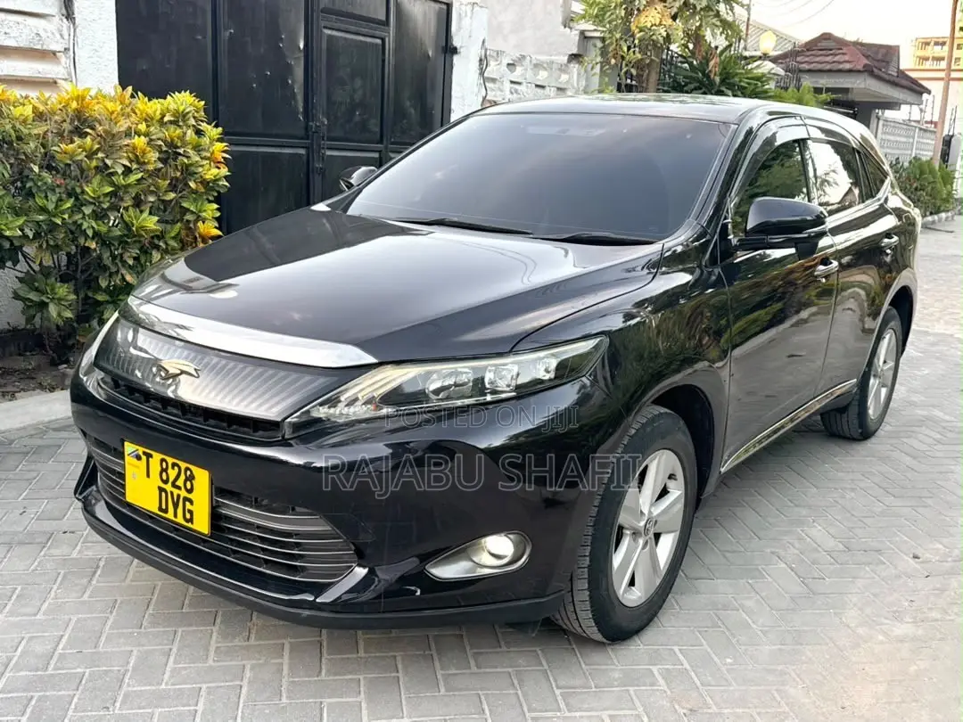 Toyota Harrier 2.0 2015 Black