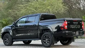 Toyota Hilux 2024 Black