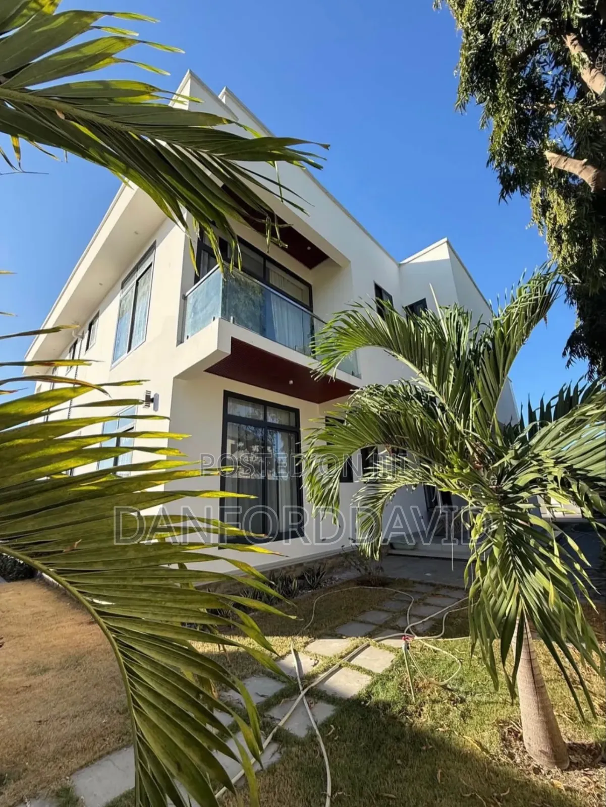 5bdrm House in Kahwa Real Estste, Mbweni for sale