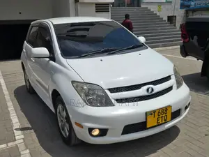 Toyota IST 2007 White